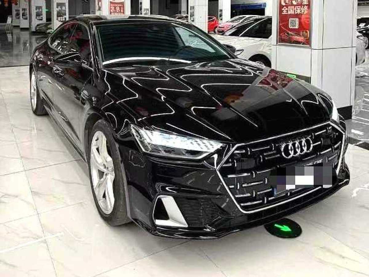 2023年11月奧迪 奧迪A7L  2024款 45TFSI S-line 筑夢型 流晶套裝