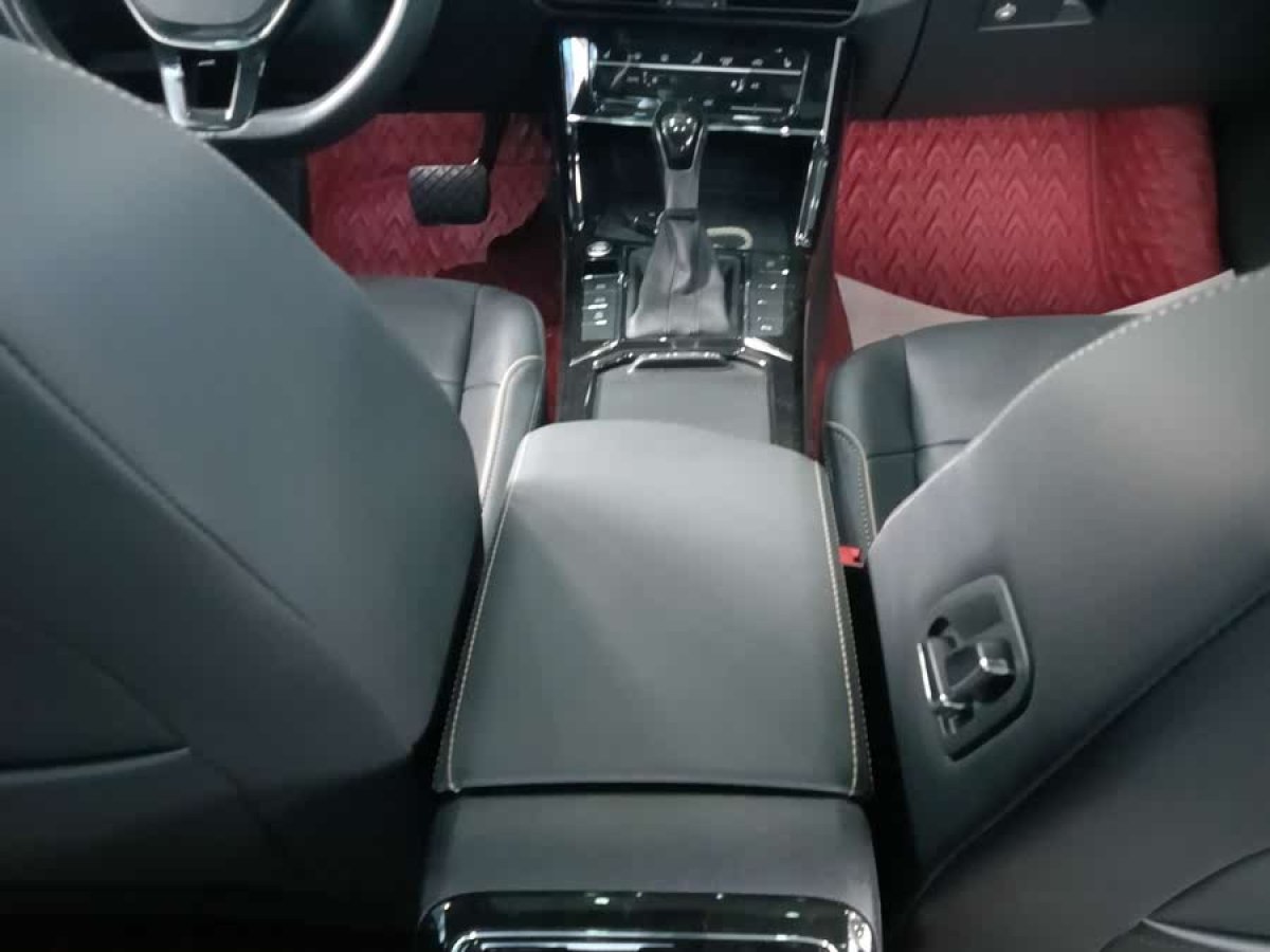 大眾 帕薩特  2020款 改款 330TSI 精英版 國(guó)VI圖片