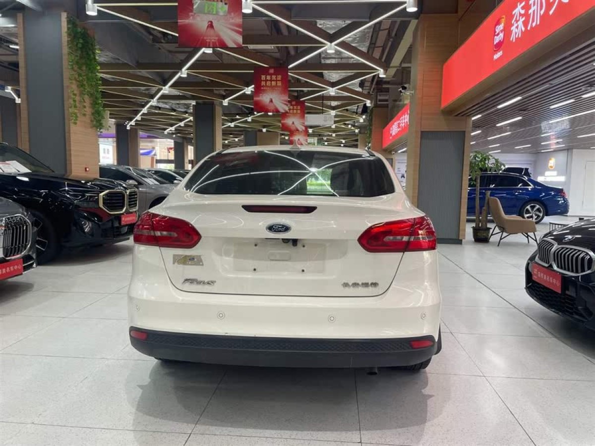 福特 ?？怂? 2017款 兩廂 1.6L 自動風尚型智行版圖片