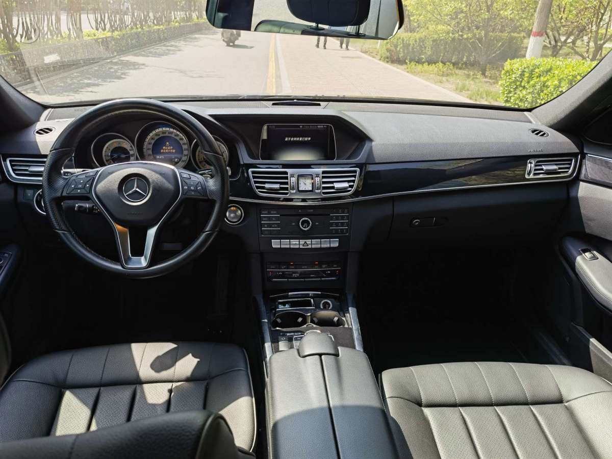 2015年6月奔驰 奔驰E级  2015款 改款 E 180 L