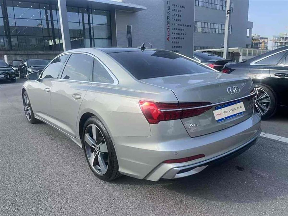 奧迪 奧迪A6L  2023款 改款 45 TFSI quattro 臻選動感型圖片