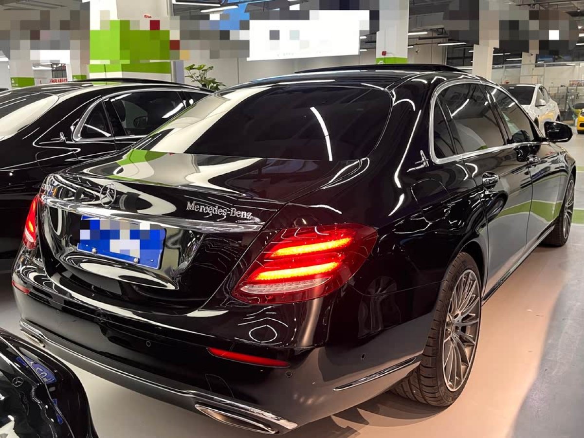 奔馳 奔馳E級  2019款 改款 E 300 L 時尚型圖片