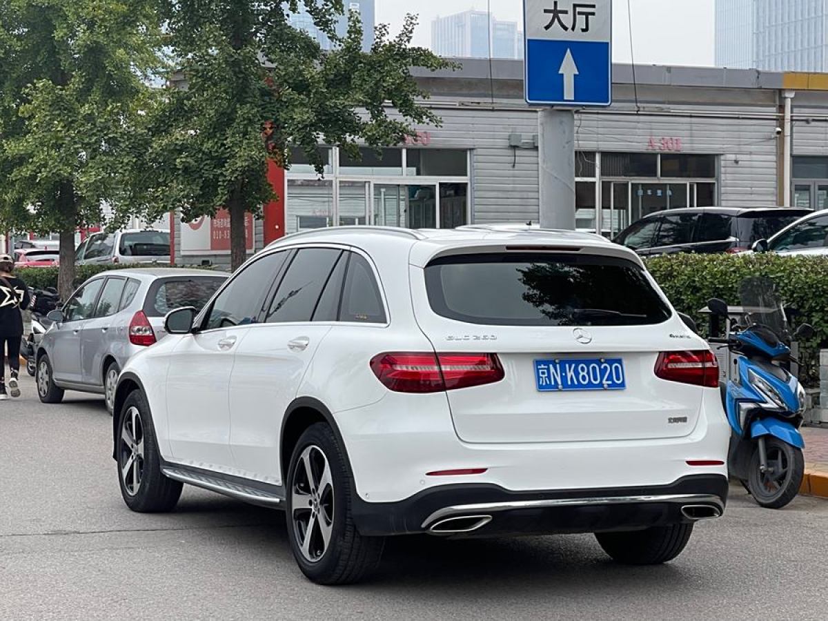 奔馳 奔馳GLC  2018款 改款 GLC 260 4MATIC 豪華型圖片