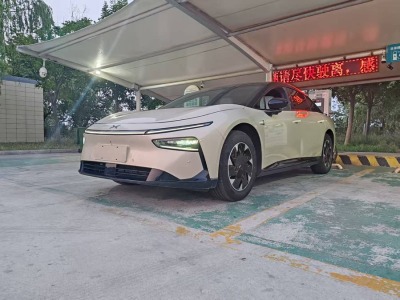 2025年5月 小鵬 小鵬P7+ 長(zhǎng)續(xù)航 Max圖片