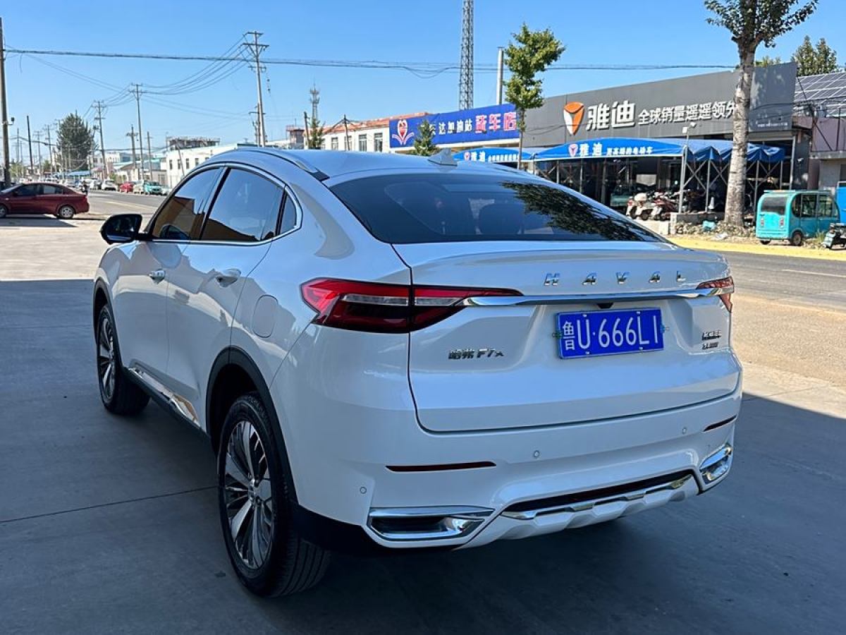 哈弗 哈弗F7x  2019款  2.0T 兩驅(qū)極智潮玩版圖片