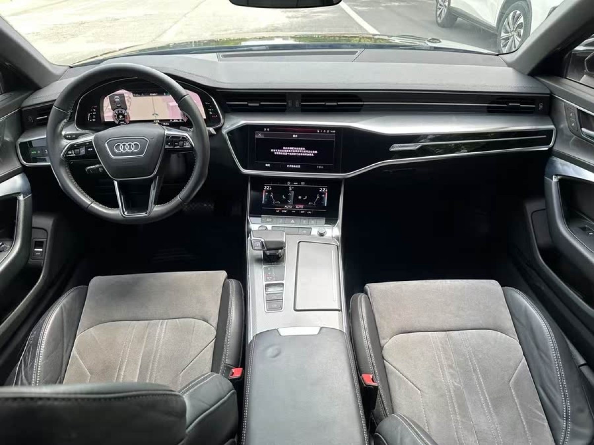 奧迪 奧迪A6L  2021款 45 TFSI 臻選動(dòng)感型圖片