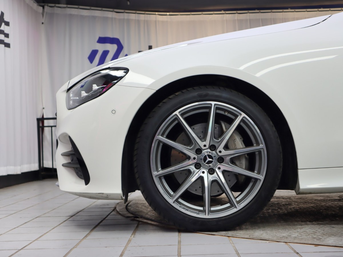 奔馳 奔馳E級  2023款 E 260 轎跑車圖片