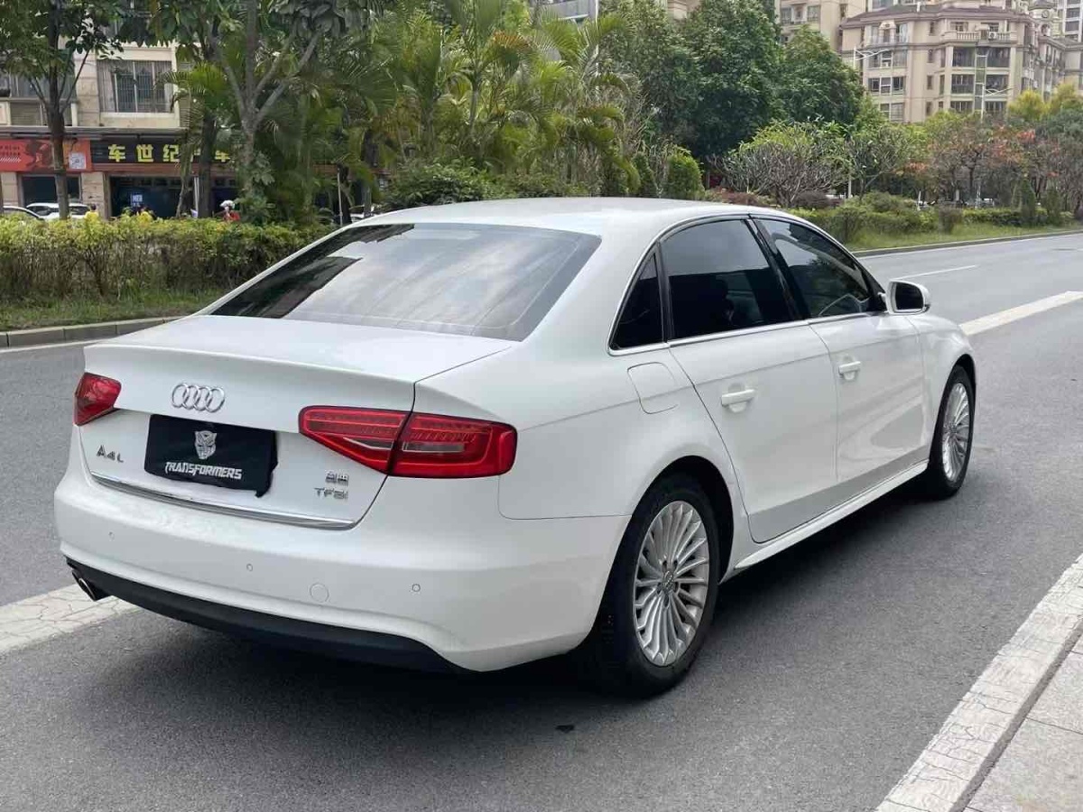 奧迪 奧迪A4L  2015款 35 TFSI 百萬紀(jì)念舒享版型圖片