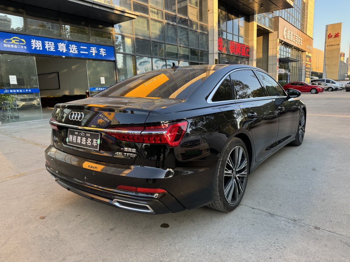 奧迪 奧迪A6L  2021款 45 TFSI 臻選動(dòng)感型圖片