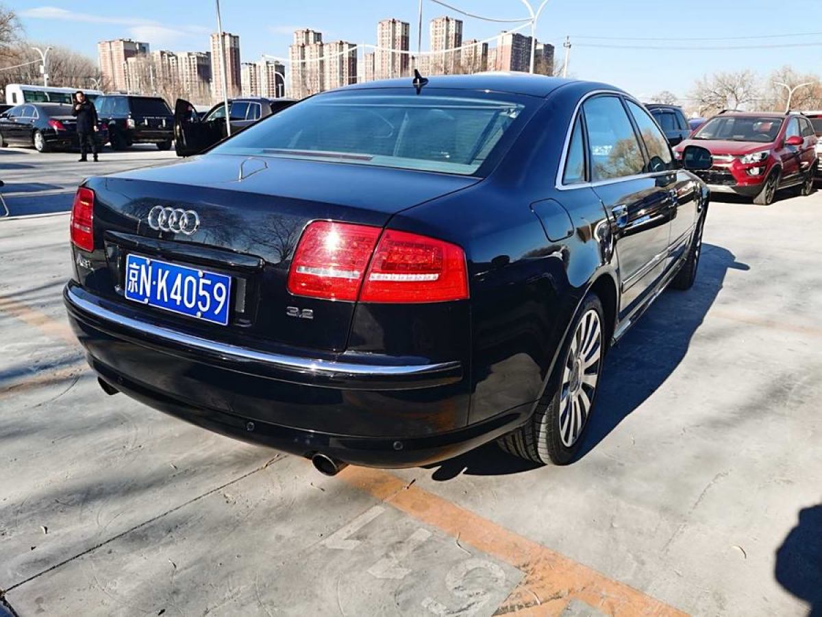 奧迪 奧迪A8  2008款 A8L 3.2 FSI標(biāo)準(zhǔn)型圖片