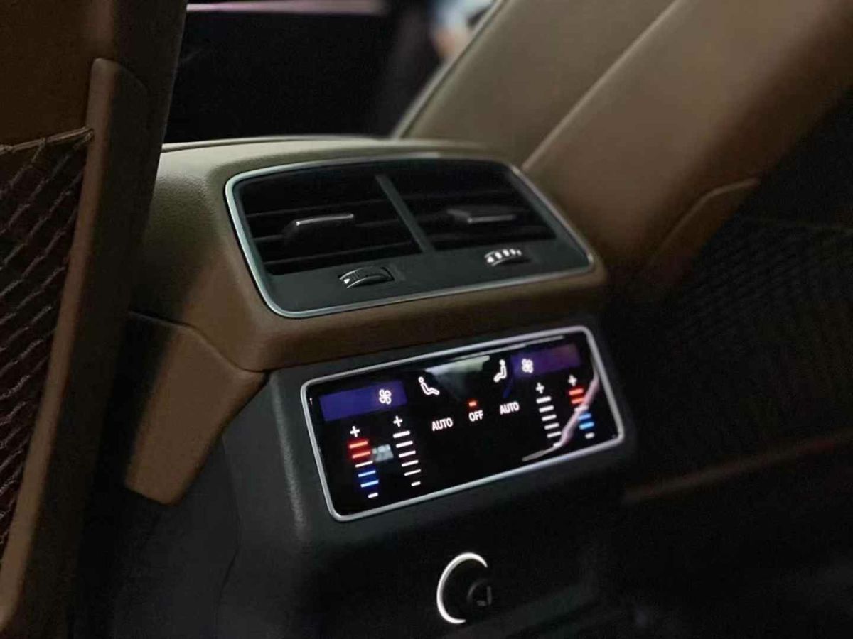 奧迪 奧迪A6L  2020款 40 TFSI 豪華動感型圖片