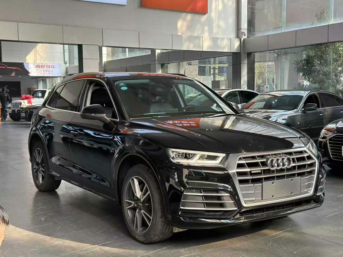 奧迪 奧迪Q3  2019款  35 TFSI 時尚動感型圖片