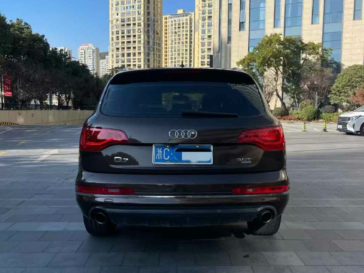 奧迪 奧迪Q7  2011款 3.0 TFSI 專享型(200kW)圖片