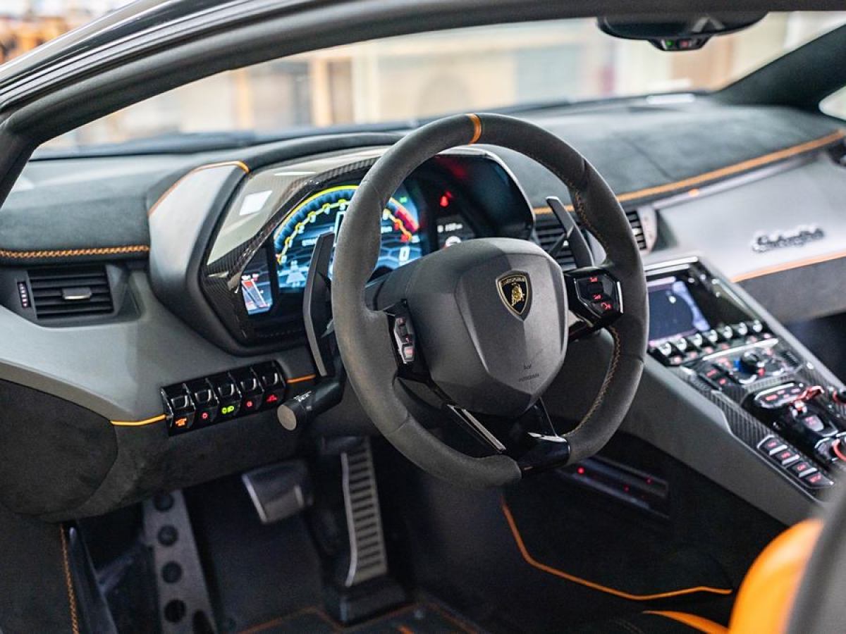 蘭博基尼 Aventador  2019款 Aventador SVJ圖片