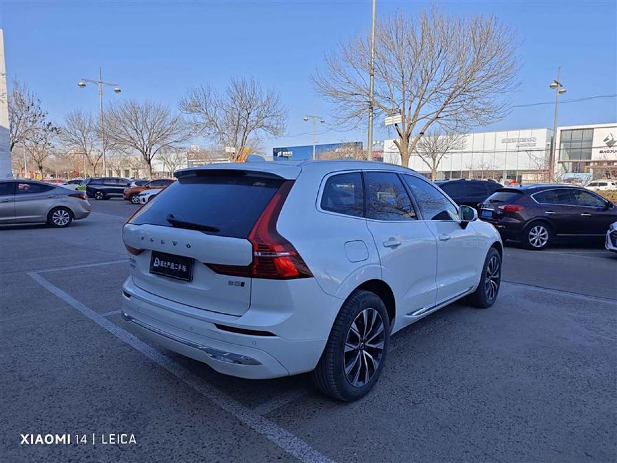 沃爾沃 XC60  2023款 B5 四驅(qū)智遠豪華版圖片