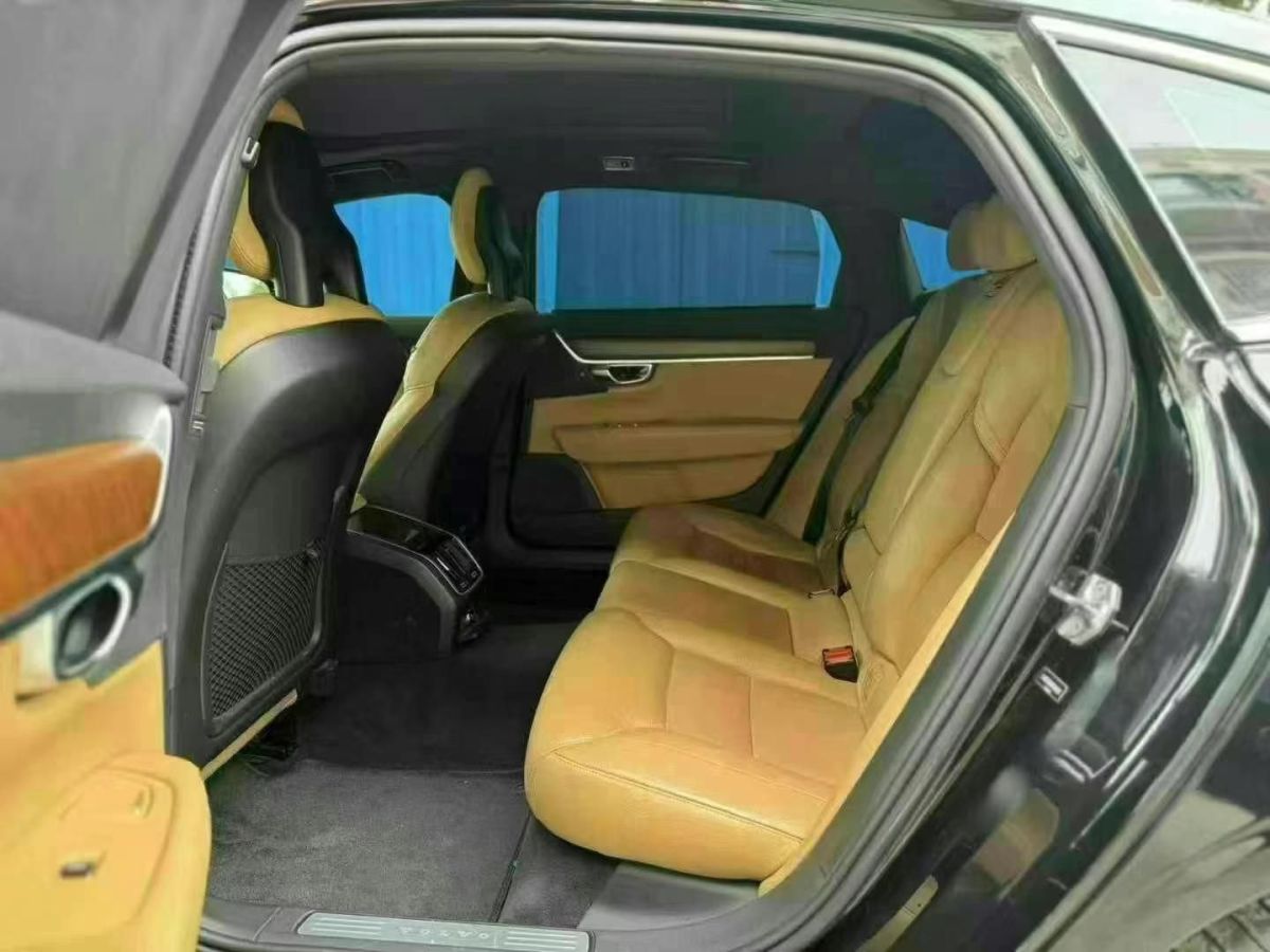 沃爾沃 S90  2017款 T4 智遠(yuǎn)版圖片