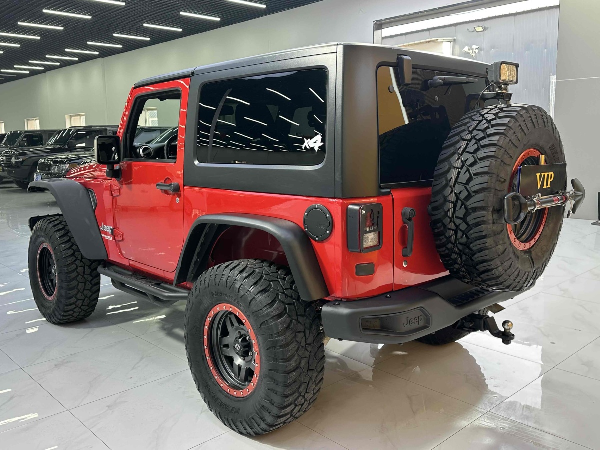 Jeep 牧馬人  2015款 3.6L Rubicon 兩門版圖片