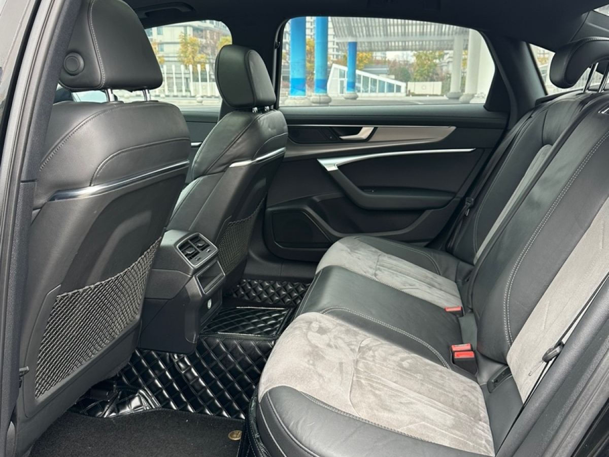 奧迪 奧迪A6L  2019款 40 TFSI 豪華動感型圖片