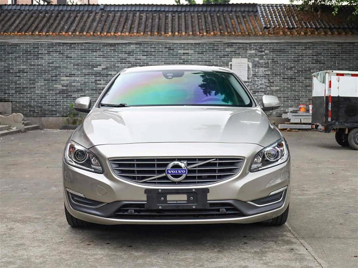 沃爾沃 S60  2016款 S60L 2.0T T5 智馭版圖片