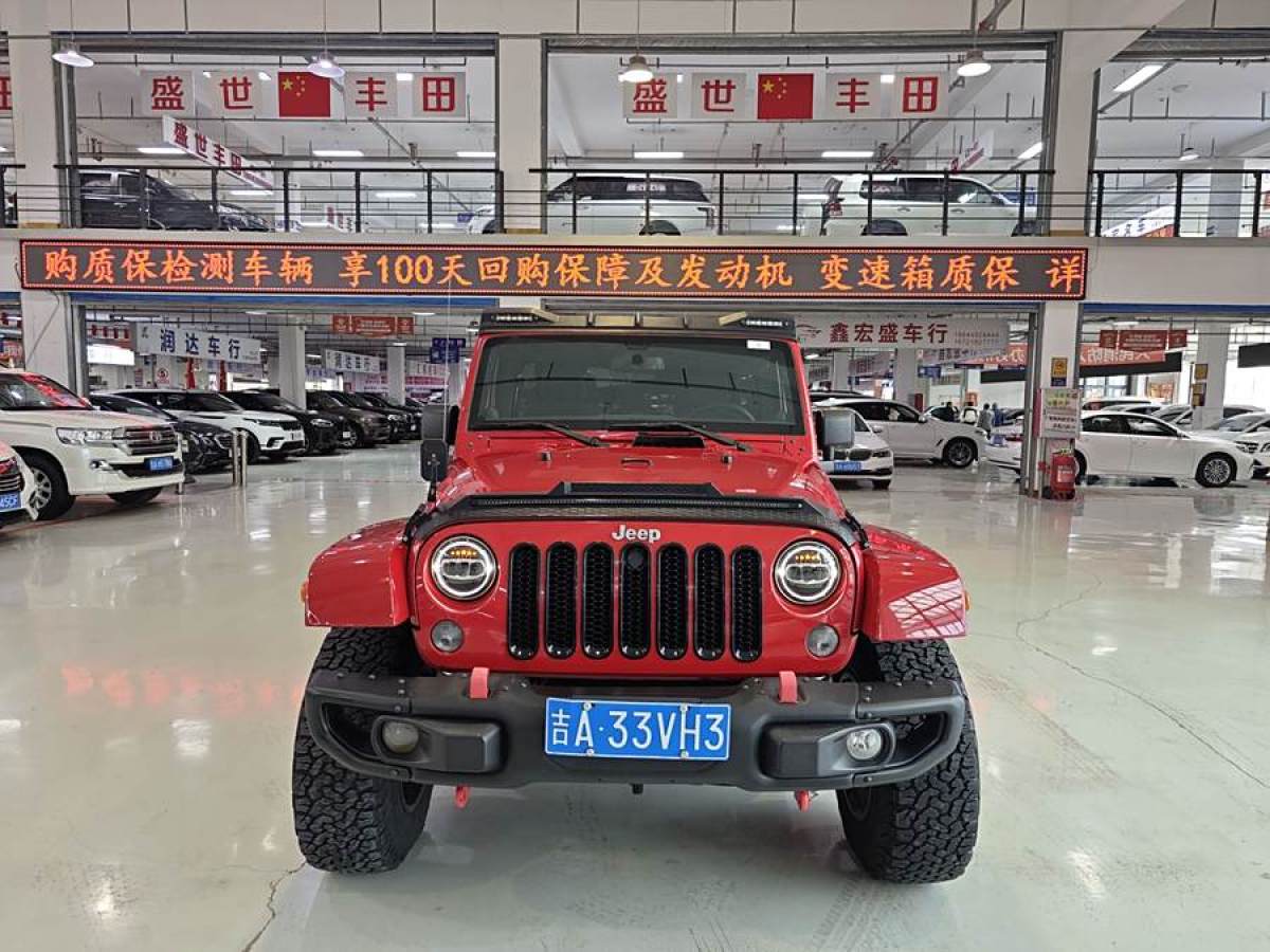 Jeep 牧馬人  2014款 3.0L Sahara 四門版圖片