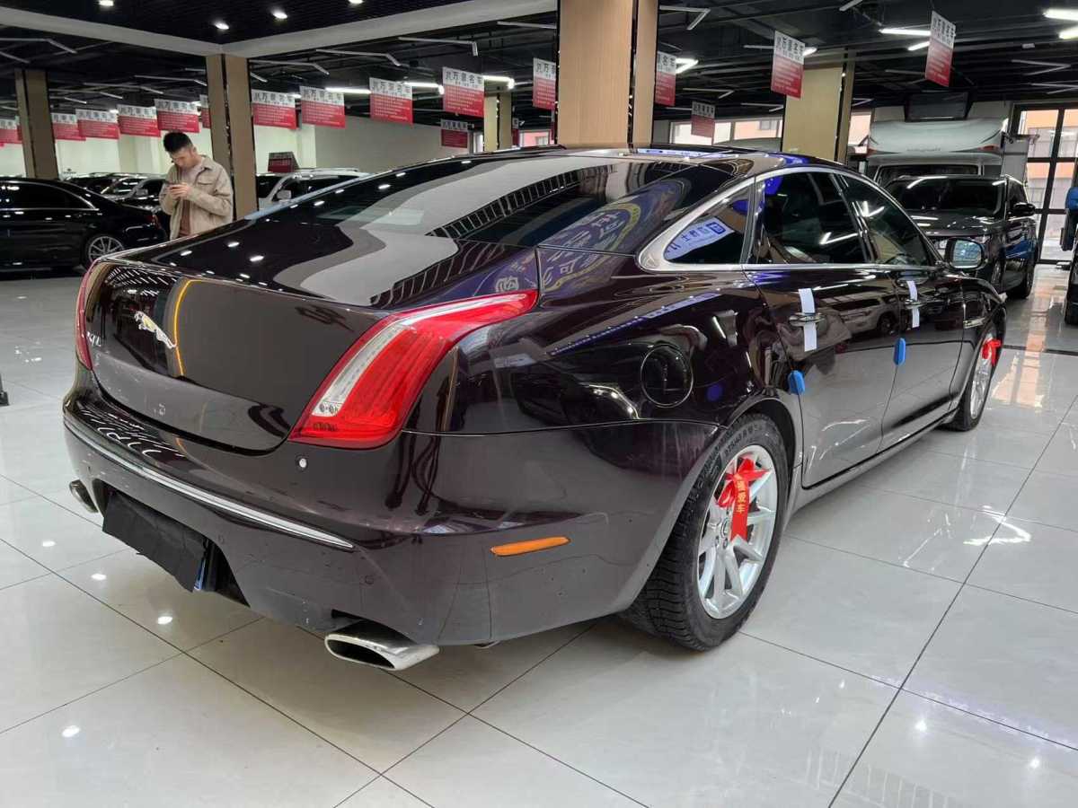 捷豹 XJ  2012款 XJL 3.0 全景商務(wù)版圖片