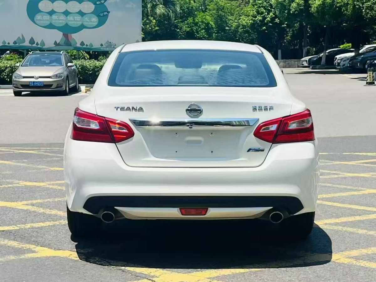 日產(chǎn) 天籟  2019款 2.0L XE 時尚版圖片