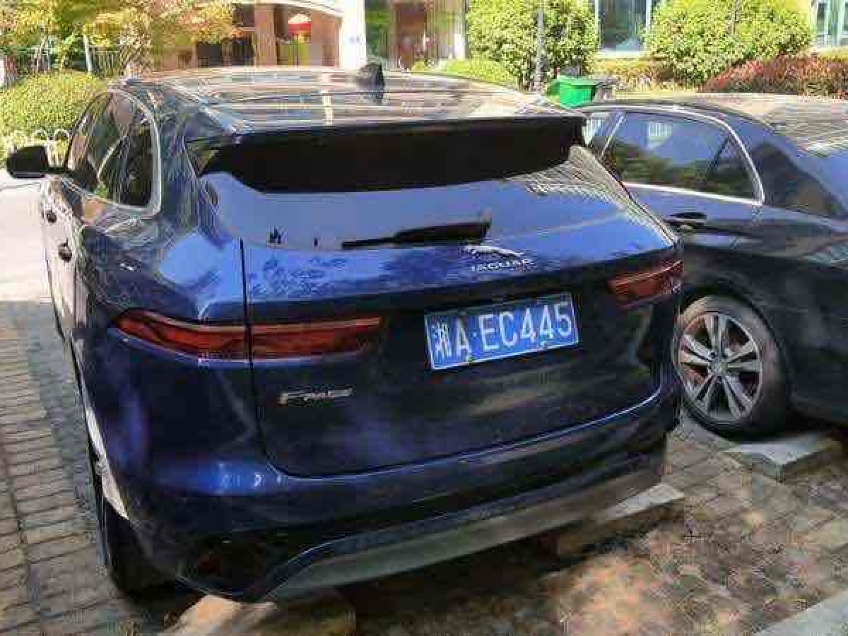 2021年9月捷豹 F-PACE  2021款 250PS R-Dynamic S