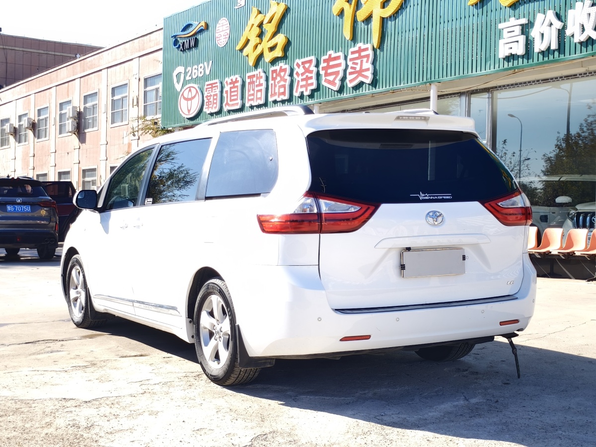 豐田 塞納  2015款 3.5L 兩驅(qū)LE圖片