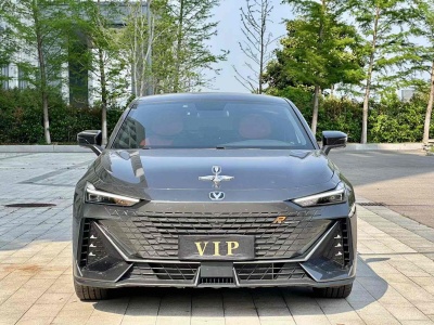 2022年11月 长安 长安UNI-V 1.5T 尊贵型图片