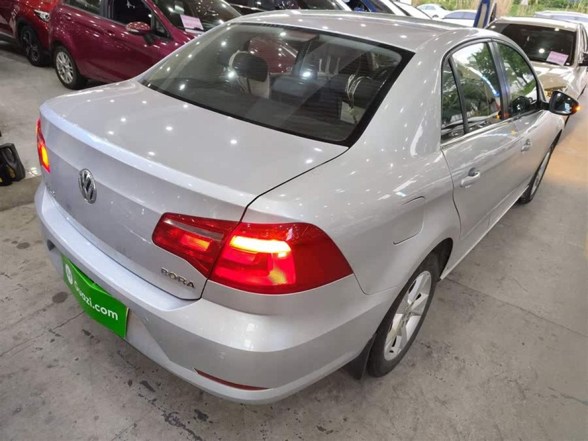 大眾 寶來  2014款 1.6L 自動(dòng)舒適型圖片