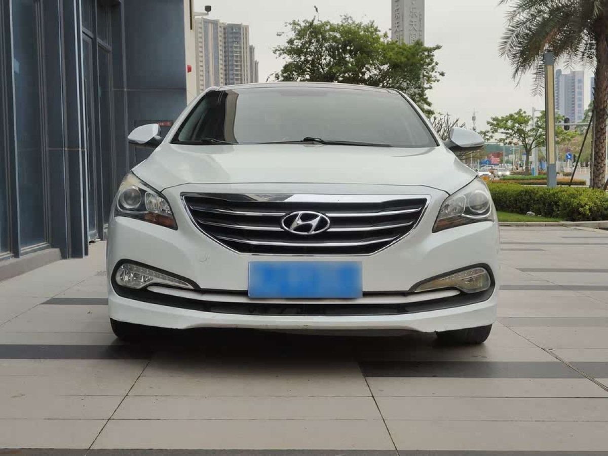 現(xiàn)代 名圖  2016款 2.0L 自動至尊型LUX圖片