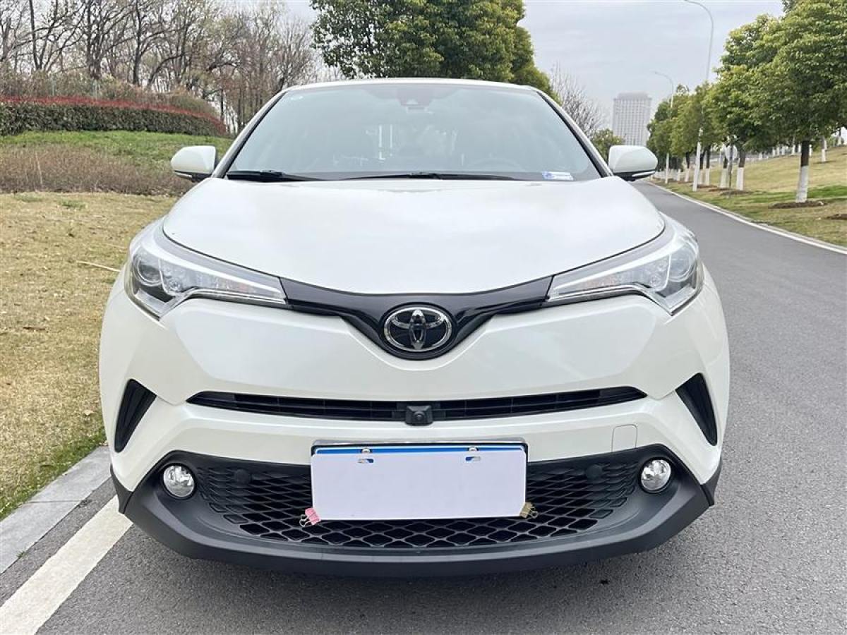 豐田 C-HR  2020款 2.0L 領先版圖片