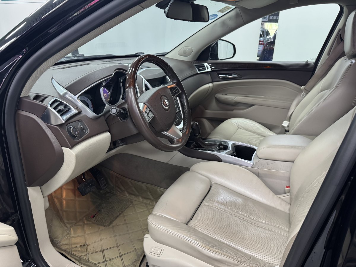 凱迪拉克 SRX  2010款 3.0L 豪華版圖片