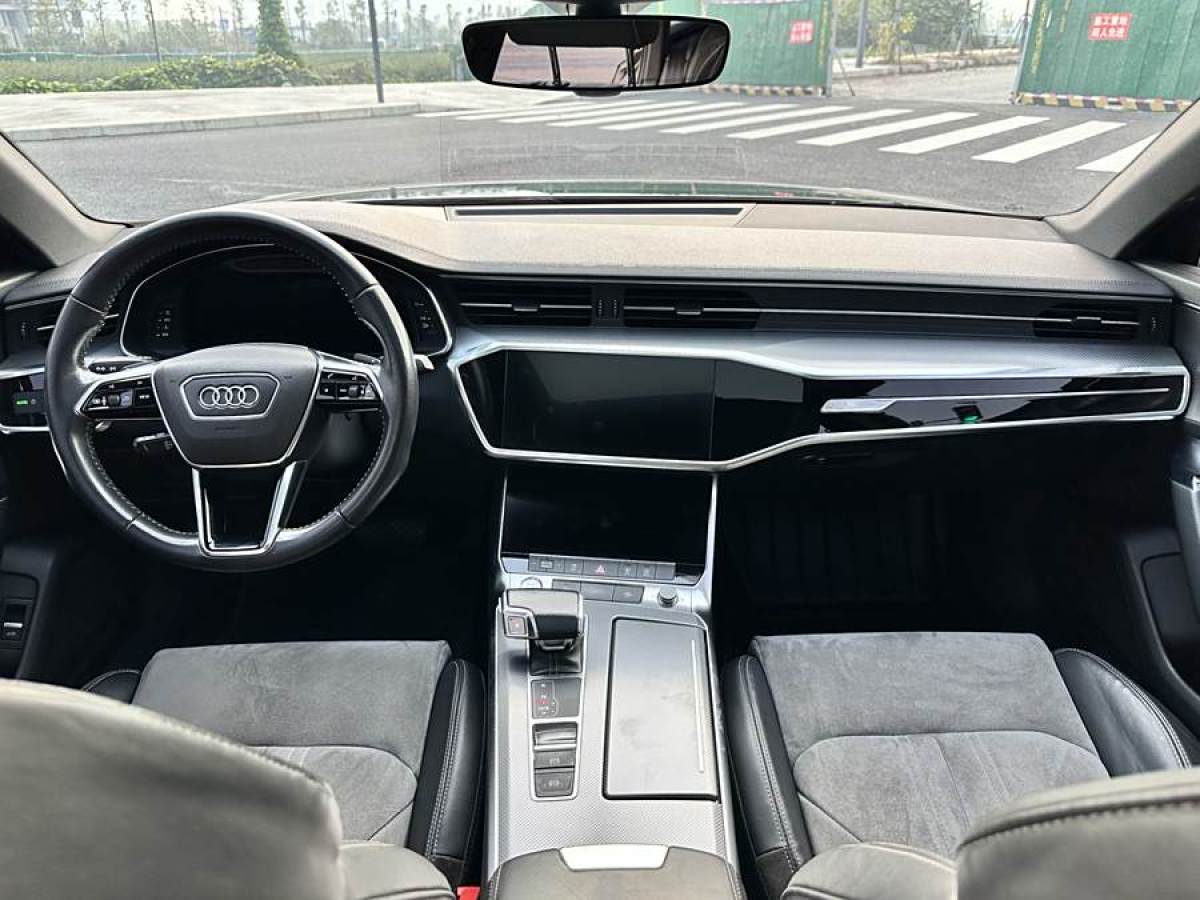 奧迪 奧迪A6L  2019款 40 TFSI 豪華動感型圖片