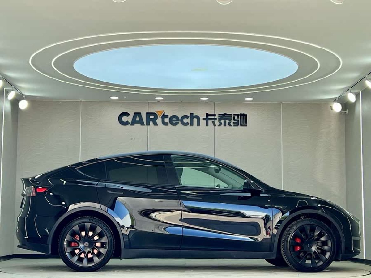 特斯拉 Model Y  2023款 長續(xù)航全輪驅(qū)動(dòng)版圖片