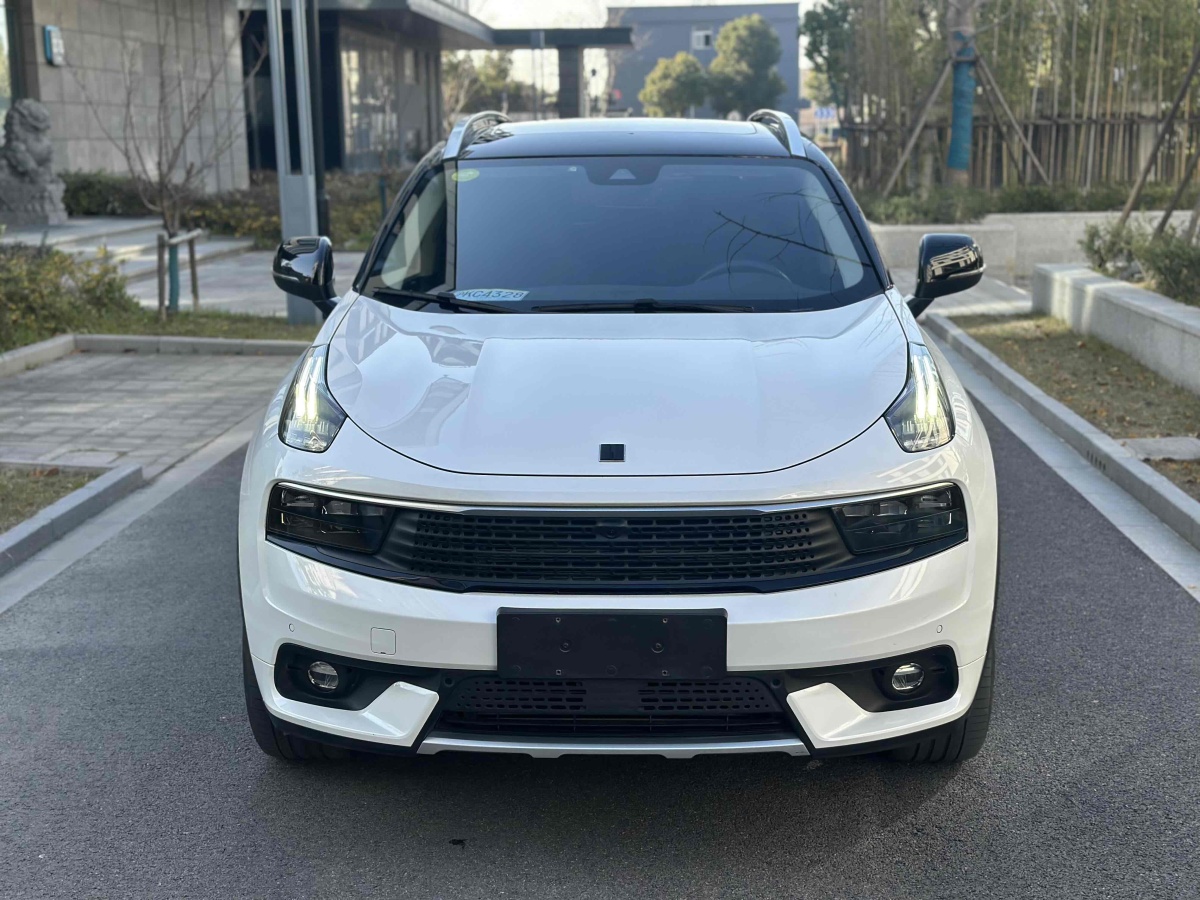 領(lǐng)克 領(lǐng)克01新能源  2019款 1.5T PHEV Pro圖片