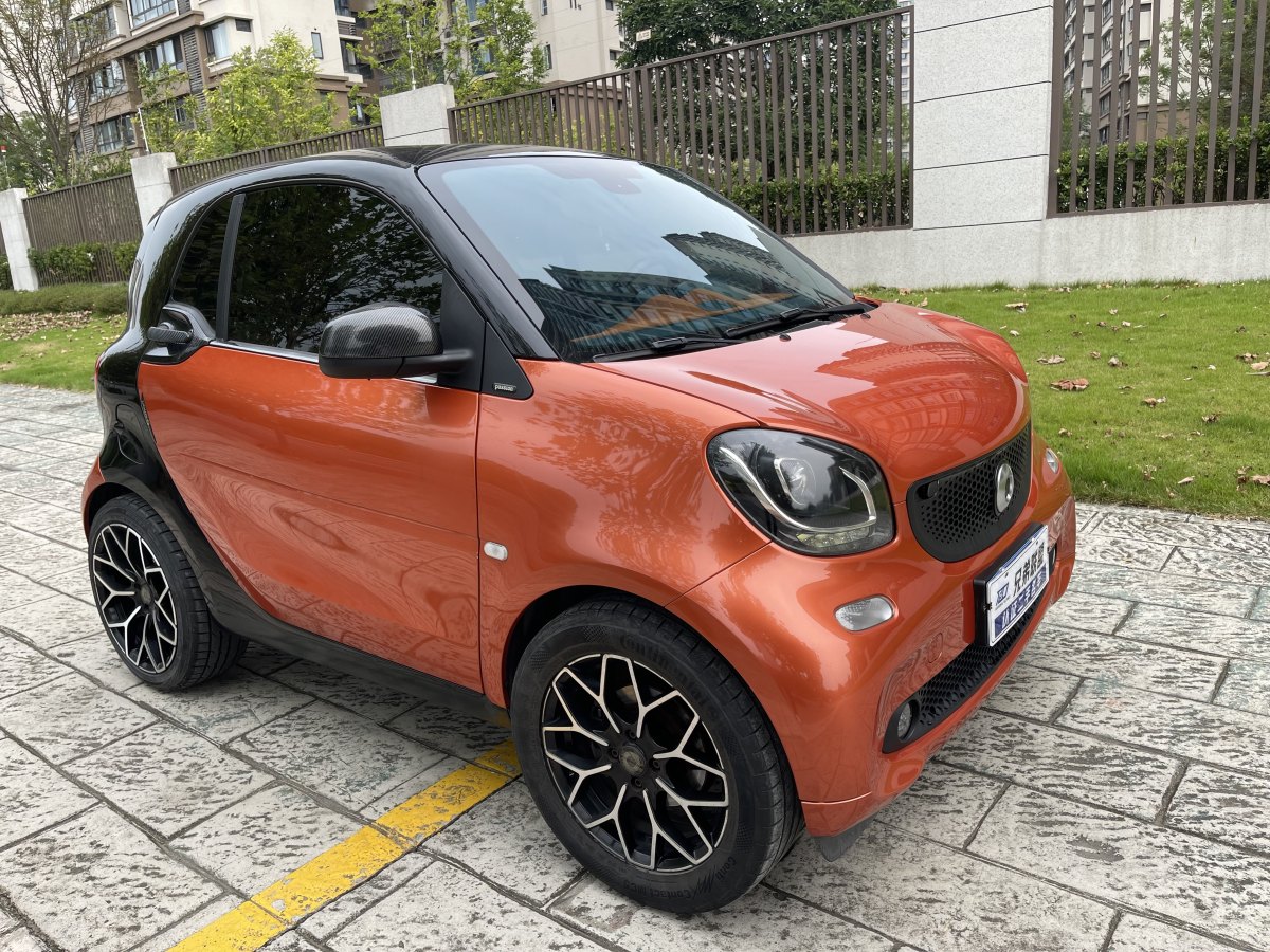 smart fortwo  2015款 1.0L 52千瓦硬頂激情版圖片