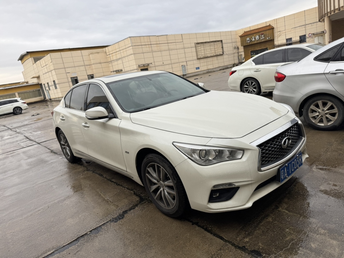 英菲尼迪 Q50L  2021款 2.0T 舒適版圖片