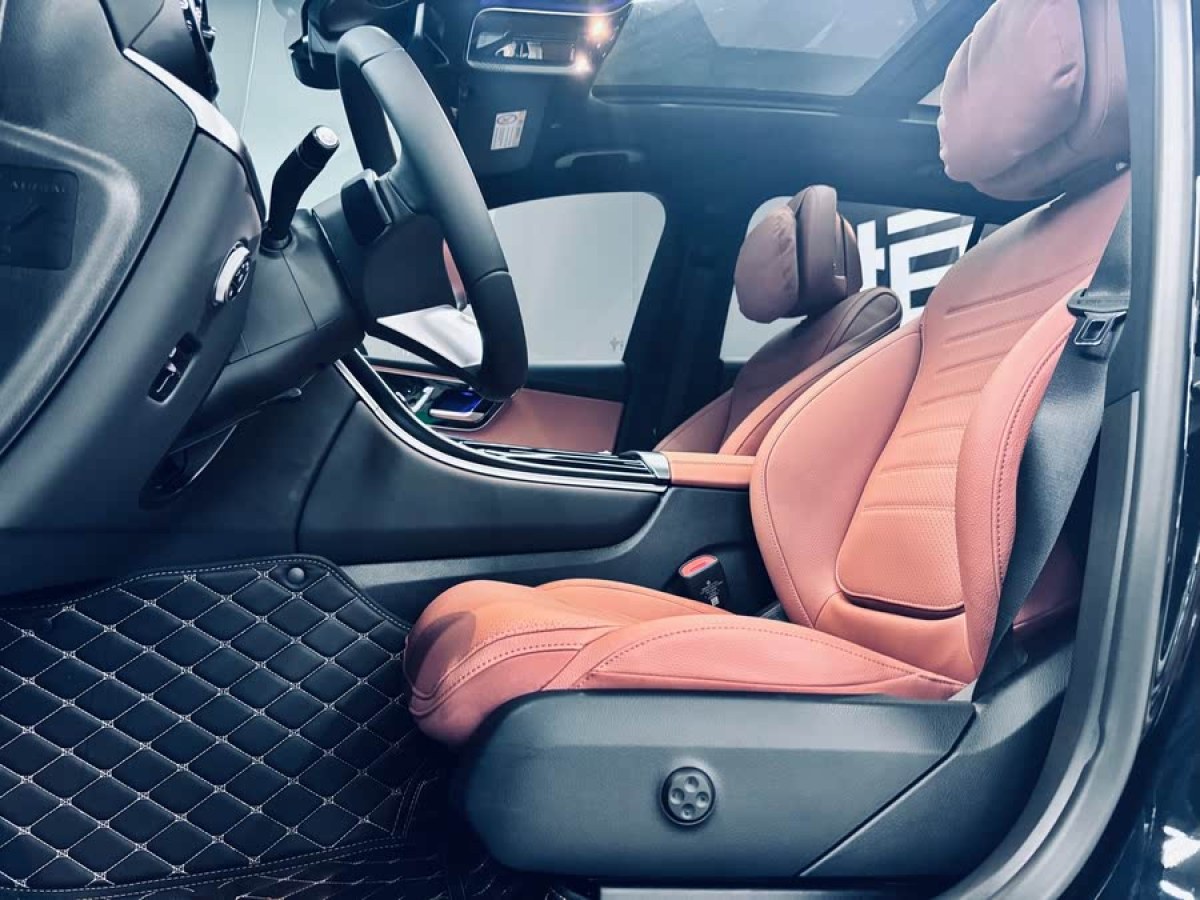 奔馳 奔馳GLC  2024款 GLC 260 L 4MATIC 動感型 5座圖片