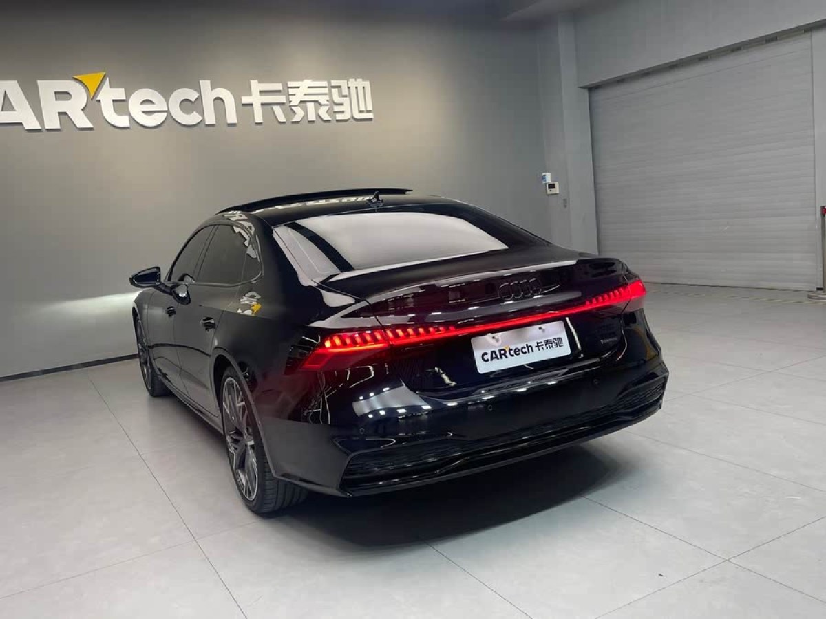 奧迪 奧迪A7L  2023款 45 TFSI quattro S-line 黑武士版圖片