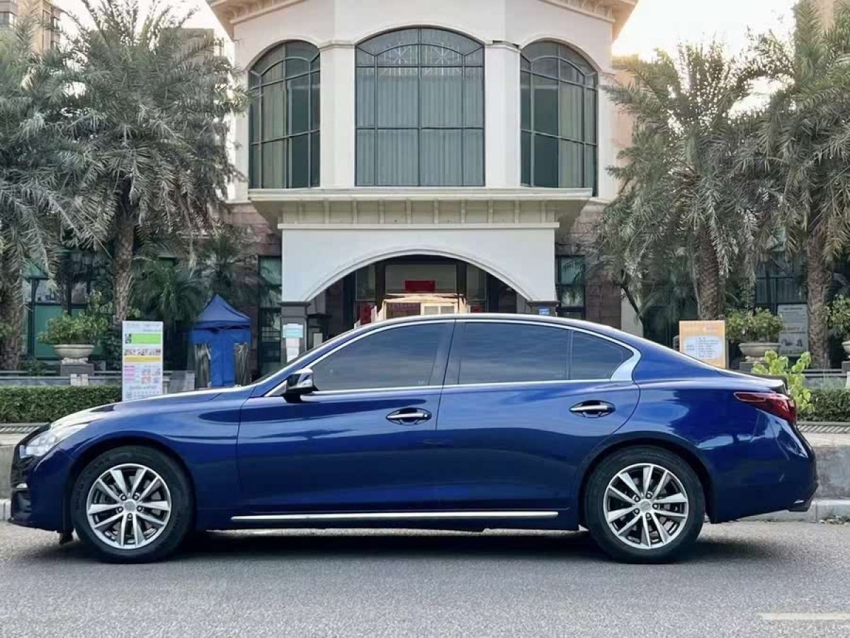 英菲尼迪 Q50L  2015款 2.0T 悅享版圖片