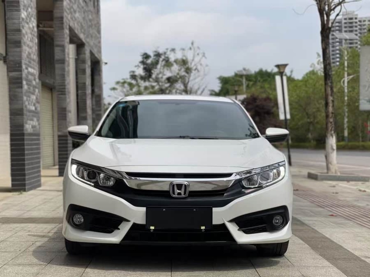 本田 思域  2016款 220TURBO CVT豪華版圖片