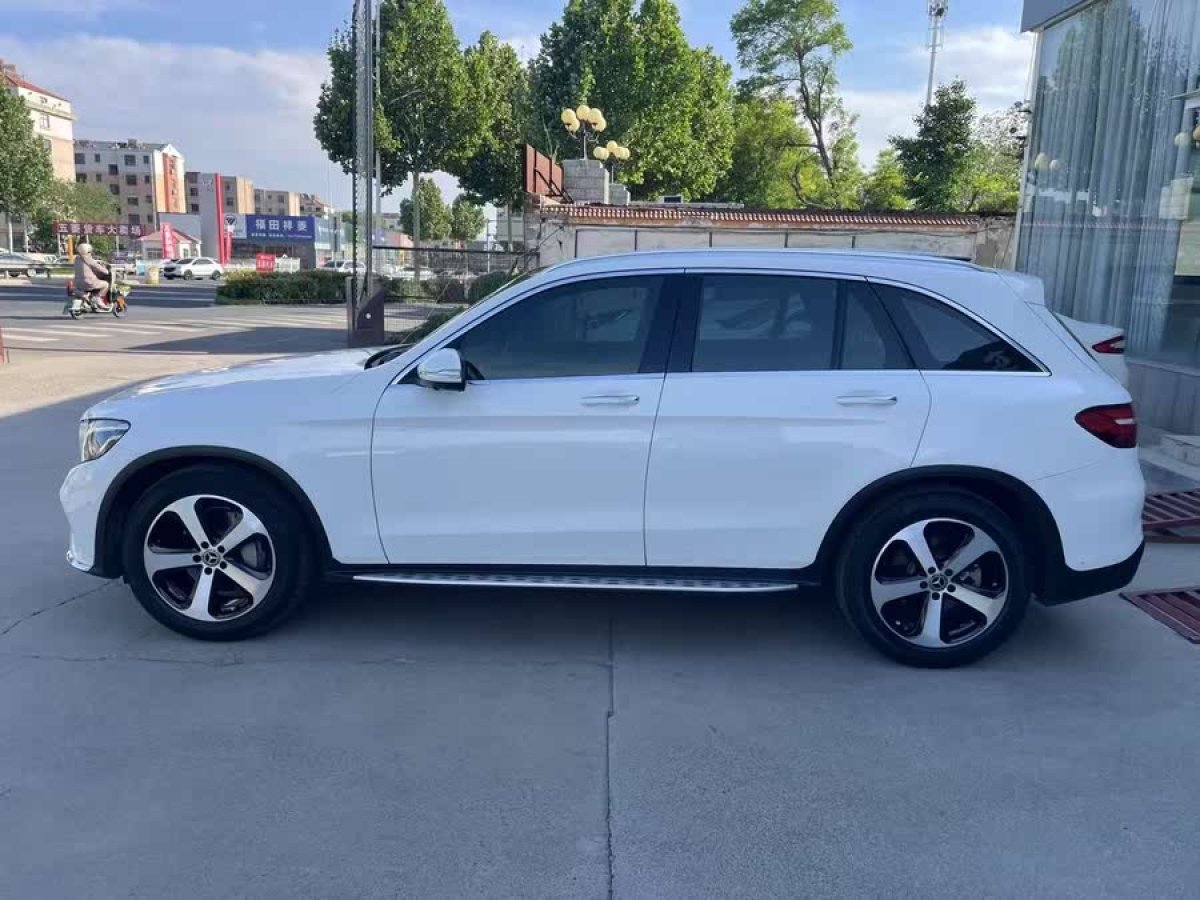 奔馳 奔馳GLC  2018款 改款 GLC 260 4MATIC 豪華型圖片