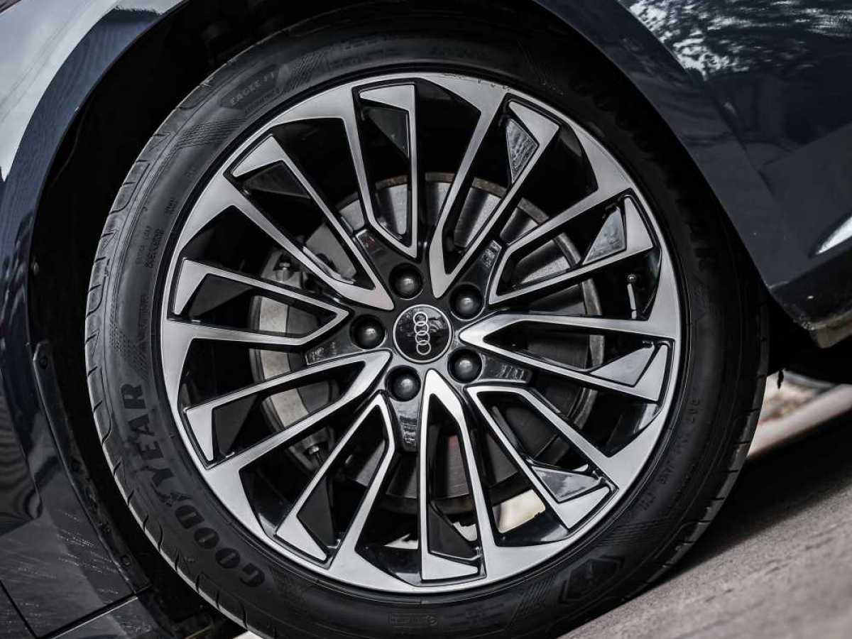 奧迪 奧迪A7L  2024款 45TFSI S-line 筑夢型 流晶套裝圖片