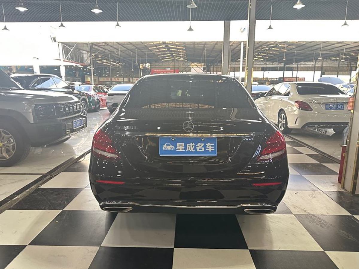 奔馳 奔馳E級(jí)  2019款 改款 E 300 L 豪華型圖片