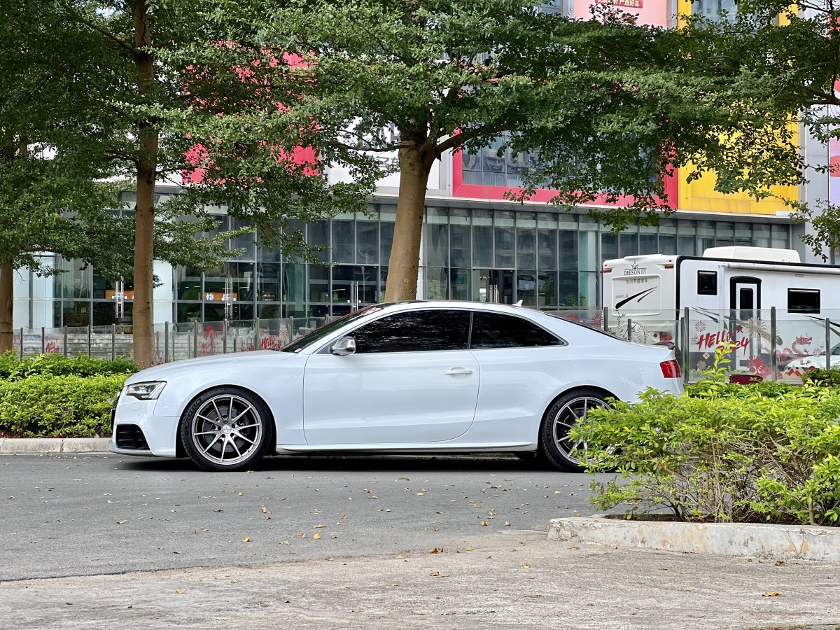 2014年7月奧迪 奧迪S5  2012款 S5 3.0T Coupe