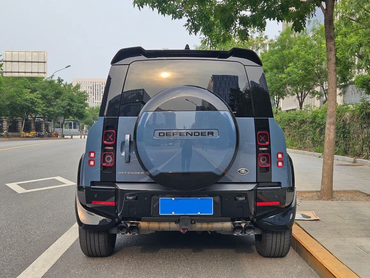 路虎 衛(wèi)士  2023款 改款 90 2.0T P300 X-DYNAMIC HSE圖片