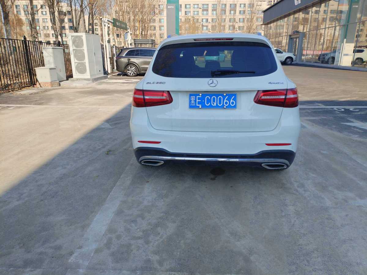 2018年6月奔馳 奔馳GLC  2017款 GLC 260 4MATIC 豪華型