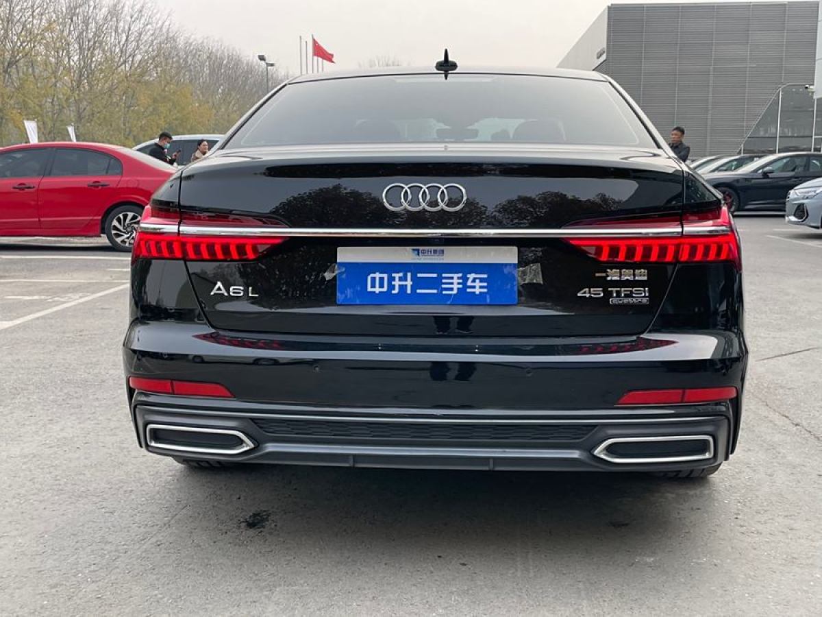 奧迪 奧迪A6L  2020款 45 TFSI quattro 臻選動感型圖片