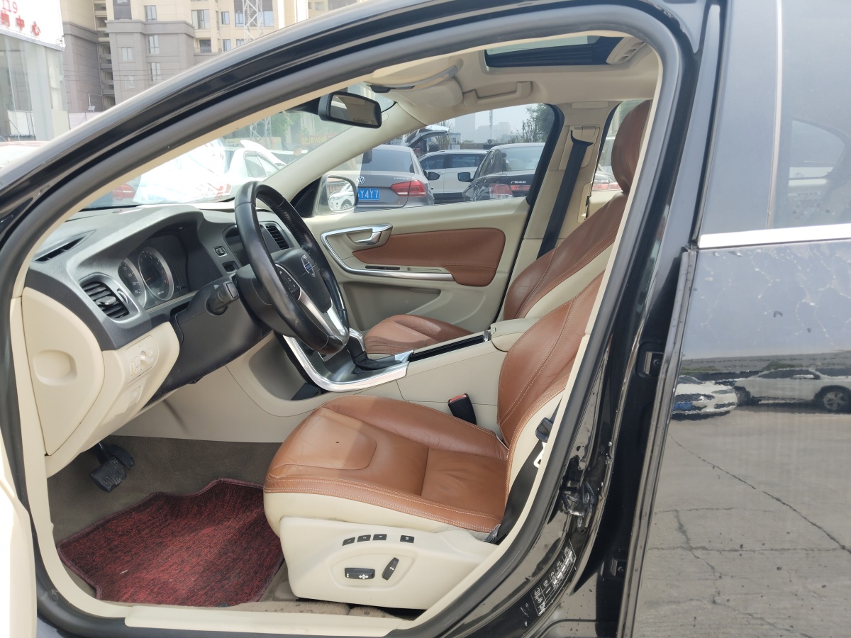 沃爾沃 S60  2013款 T5 舒適版圖片